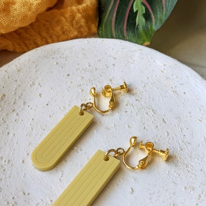Clip on earrings Art deco peach or mustard teardrop Geometric earrings Acrylic earrings Statement earrings Gift for her Dangle Mustard