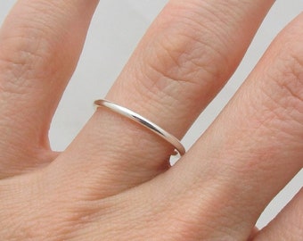 925 Sterling Silver Minimalist Ring, Dainty Plain Band
