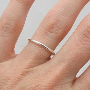 925 Sterling Silver Minimalist Ring, Dainty Plain Band