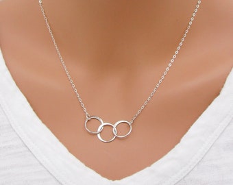 Three Circle Sterling Silver Necklace, 30th Birthday Gift, Linked 3 Rings, 3 Sisters Minimalist, Mothers Day