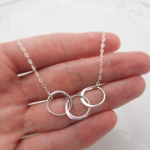 Three Circle Sterling Silver Necklace, 30th Birthday Gift, Linked 3 Rings, 3 Sisters Minimalist, Mothers Day image 4