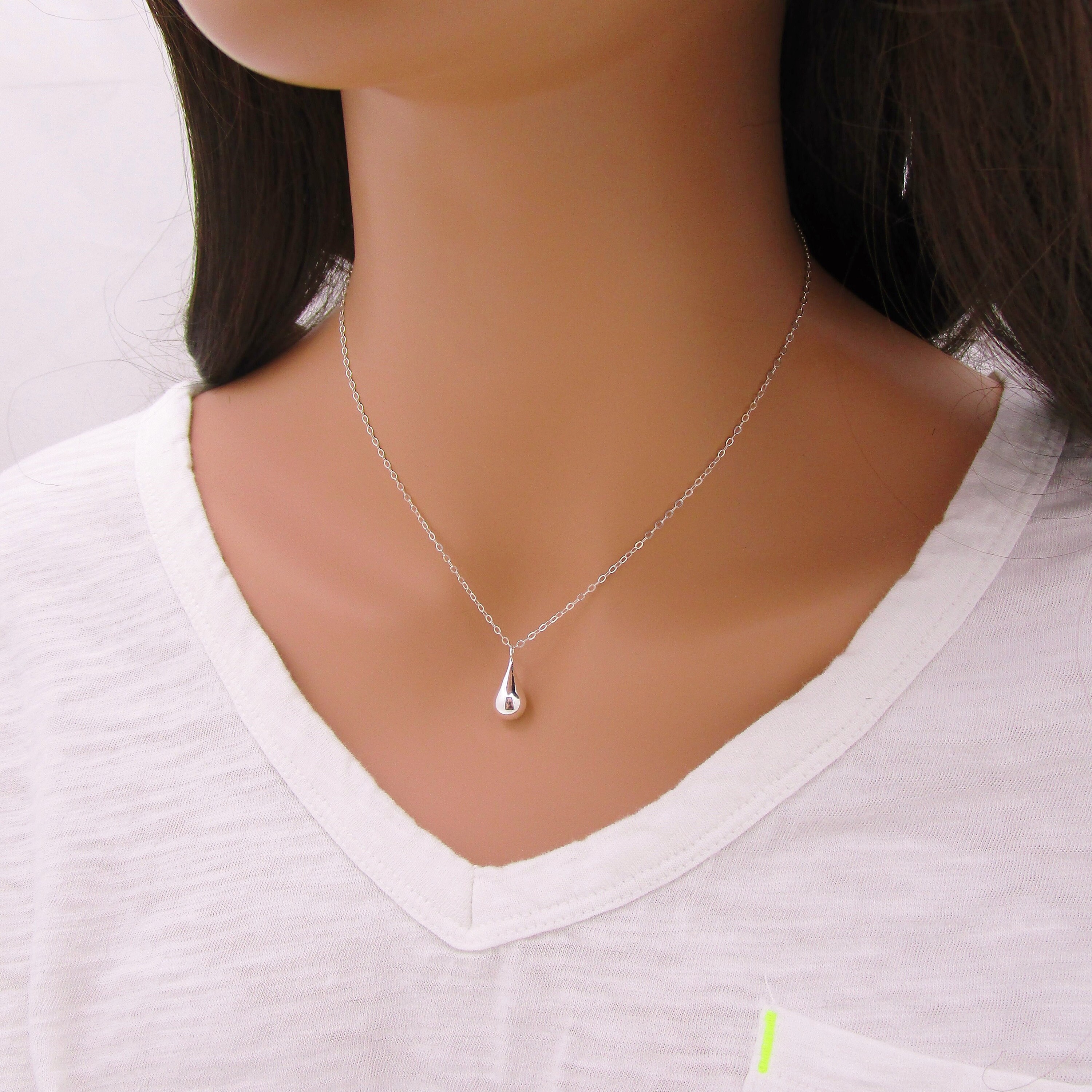 ■ENGBROX■ silver925 tiny drop necklace EBNL25031SV Sterling Silver Teardrop Lariat Necklace – BERRICLE