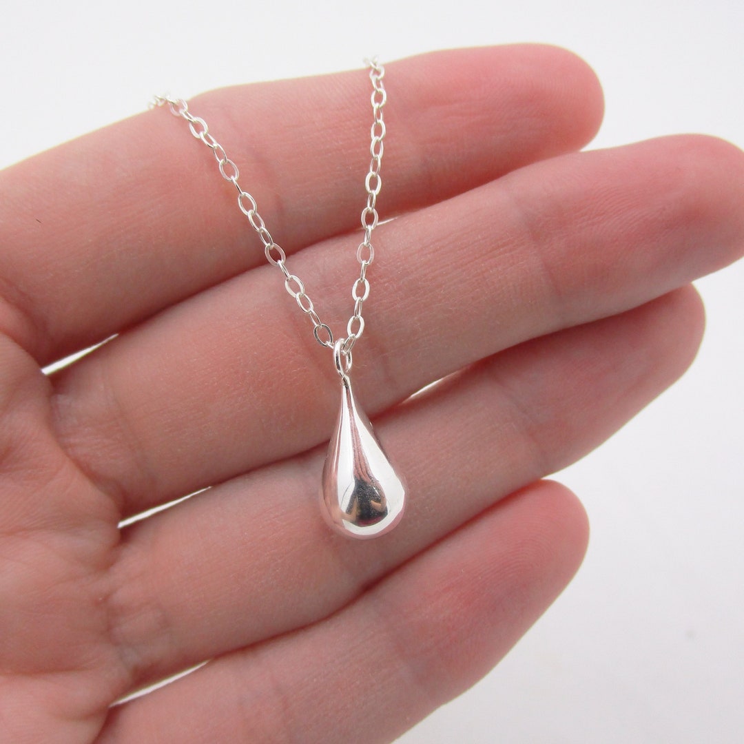 ★HAS★ HDM020 Tear drop slide necklace Clear Glass Tear Drop Accent Pendant Necklace | eBay