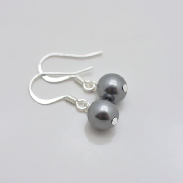 Dark Grey Pearl Earrings, Charcoal Grey Earrings, Grey Pearl Drop Earrings, Silver and Pearl Earrings, Sterling Silver Earrings 0352