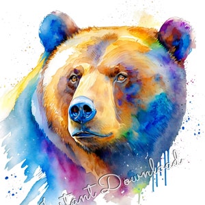 Puede incluir: Pintura de acuarela de la cabeza de un oso marr&oacute;n con acentos azules, morados y amarillos. El oso est&aacute; mirando directamente al espectador con una expresi&oacute;n seria. El fondo es una acuarela de azul, morado y amarillo.