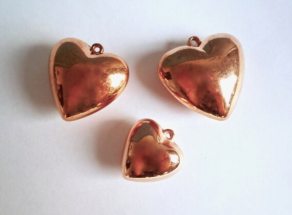 plastic heart charms