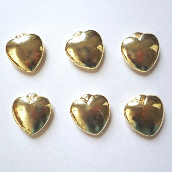 40 Gold plated heart charms, 23 mms heart pendants, Vintage acrylic charms, Bulk lucite heart charms