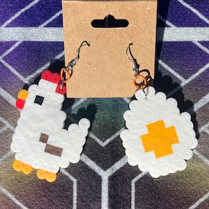 Mismatched Huhn & Ei Perler Perlen Ohrringe | Rave Kandi Zubehör