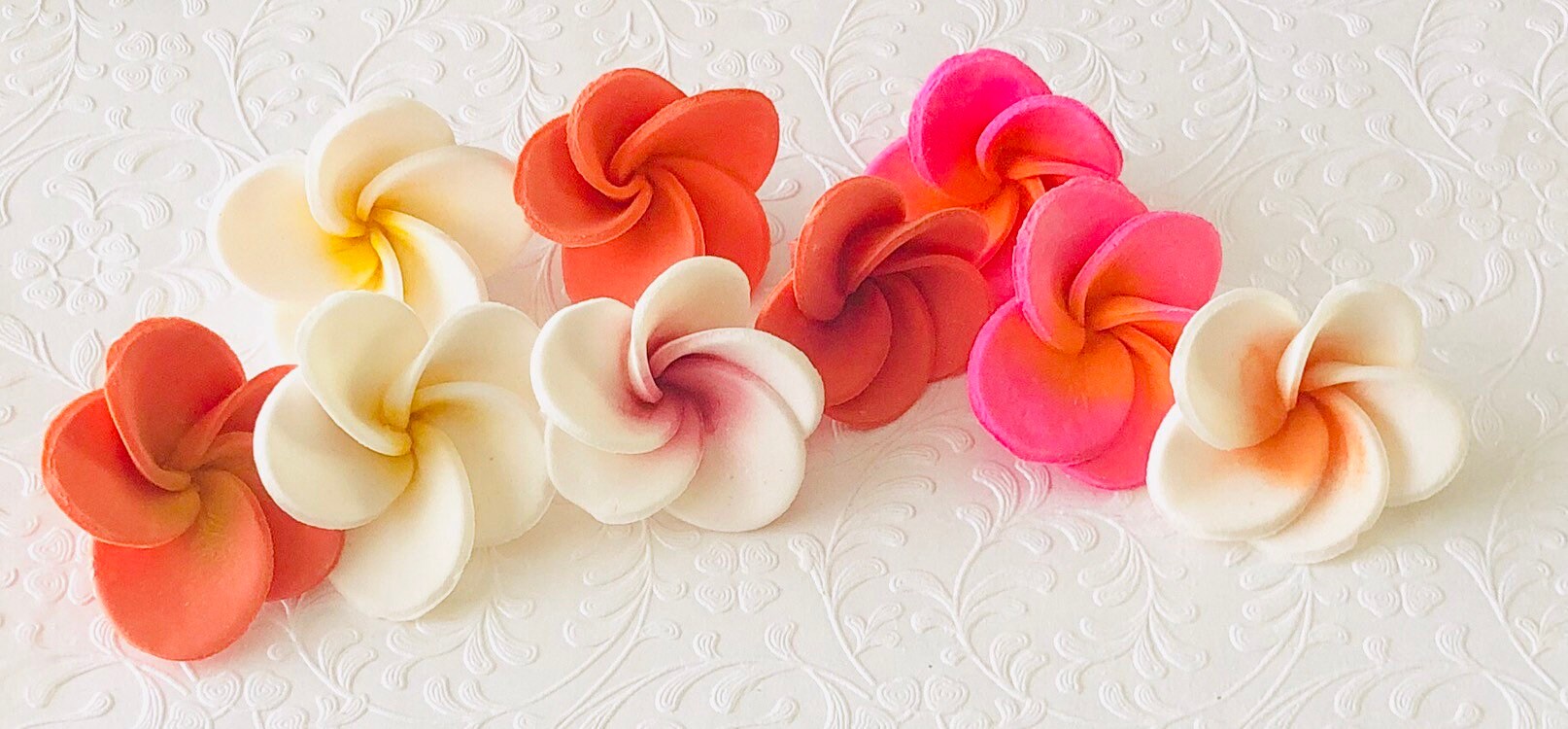 12 Fondant Flower Hawaiian Plumeria Fondant Plumeria Gumpaste Etsy