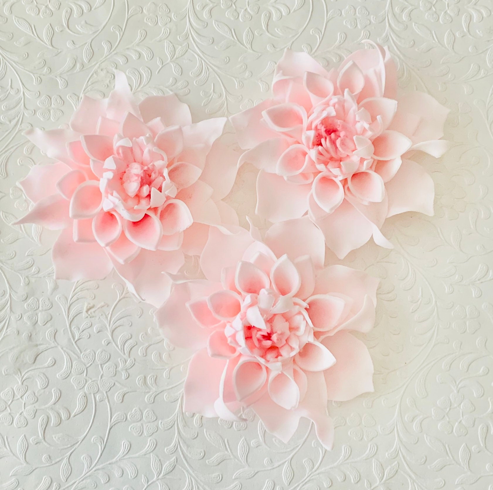 4 Dahlia Fondant Flowers I Fondant Dahlias Gumpaste Flowers Etsy