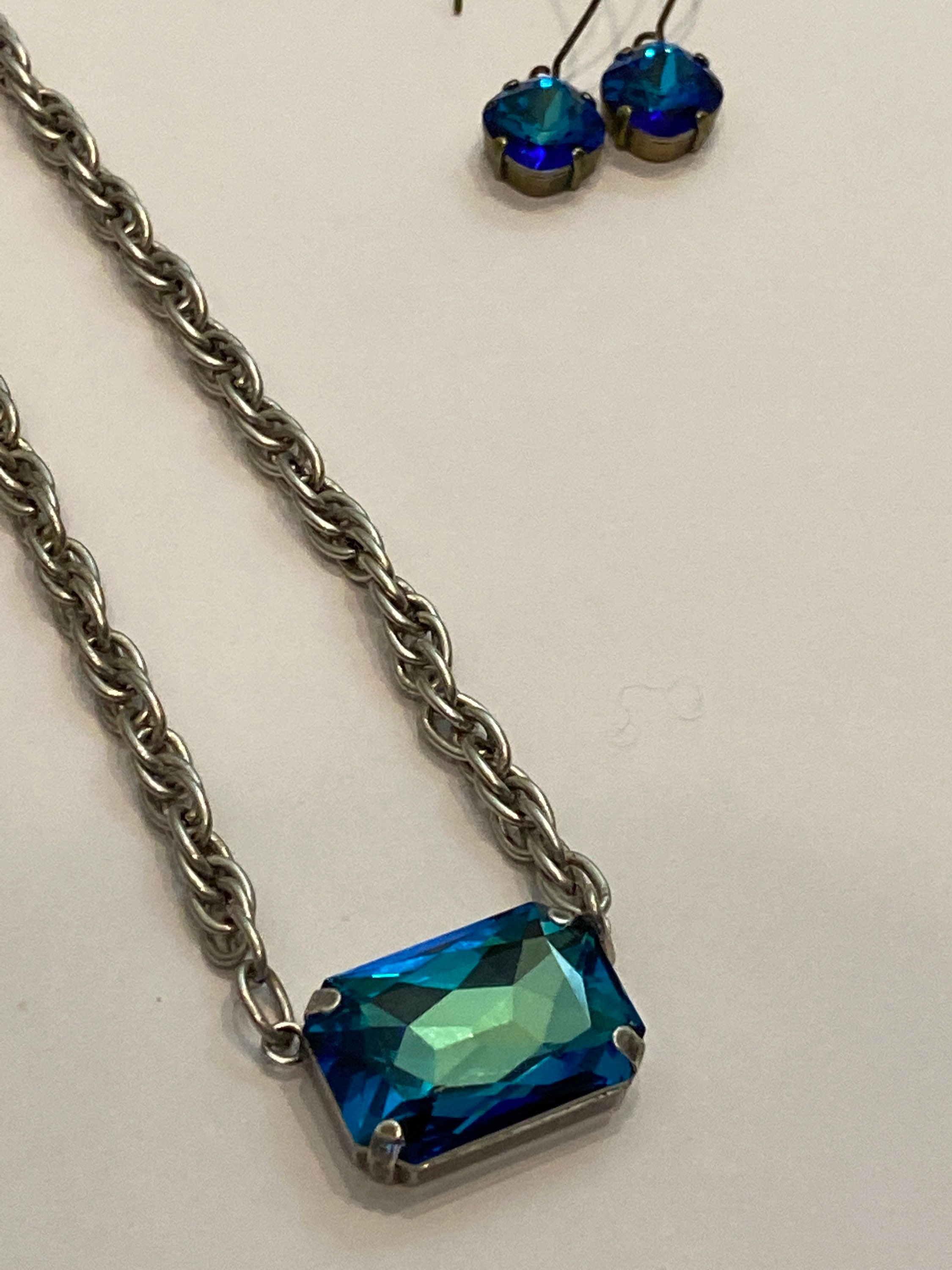 WORTH IT COLLECTION Swarovski Crystal Pendant Necklace Large Etsy