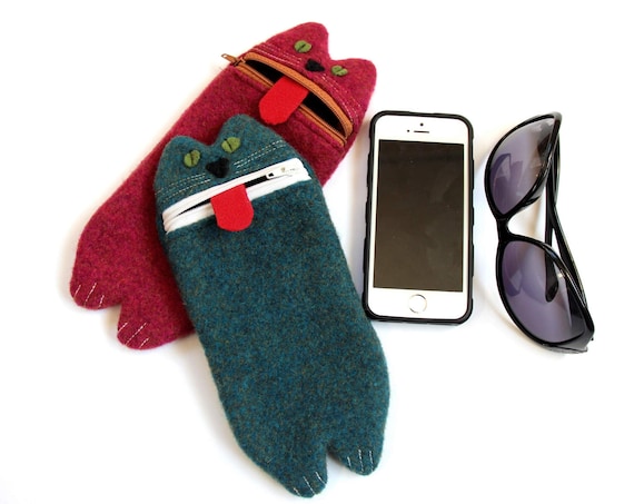 Handmade Wool Cat Phone Case: Kids Zippered Eyeglass Sleeve
