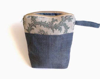 Green Blossom Print Linen Knitting Project Bag: Handmade Crochet Organizer