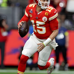Patrick Mahomes Poster 8x10 18 X 24 24x36 Becher Leinwand Tshirt Mousepad