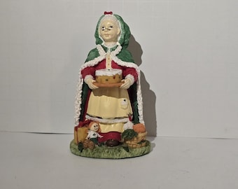Mrs. Irish Father Christmas - Ireland - The International Santa Claus Collection