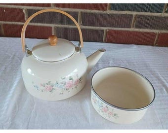 Vintage Cream Floral Tea Rose Enamel Teapot Kettle with Matching Bowl & Lid