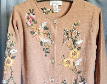 Light brown 100% wool Susan Bristol sweater with hand embroidered flowers in excellent condition, size Med