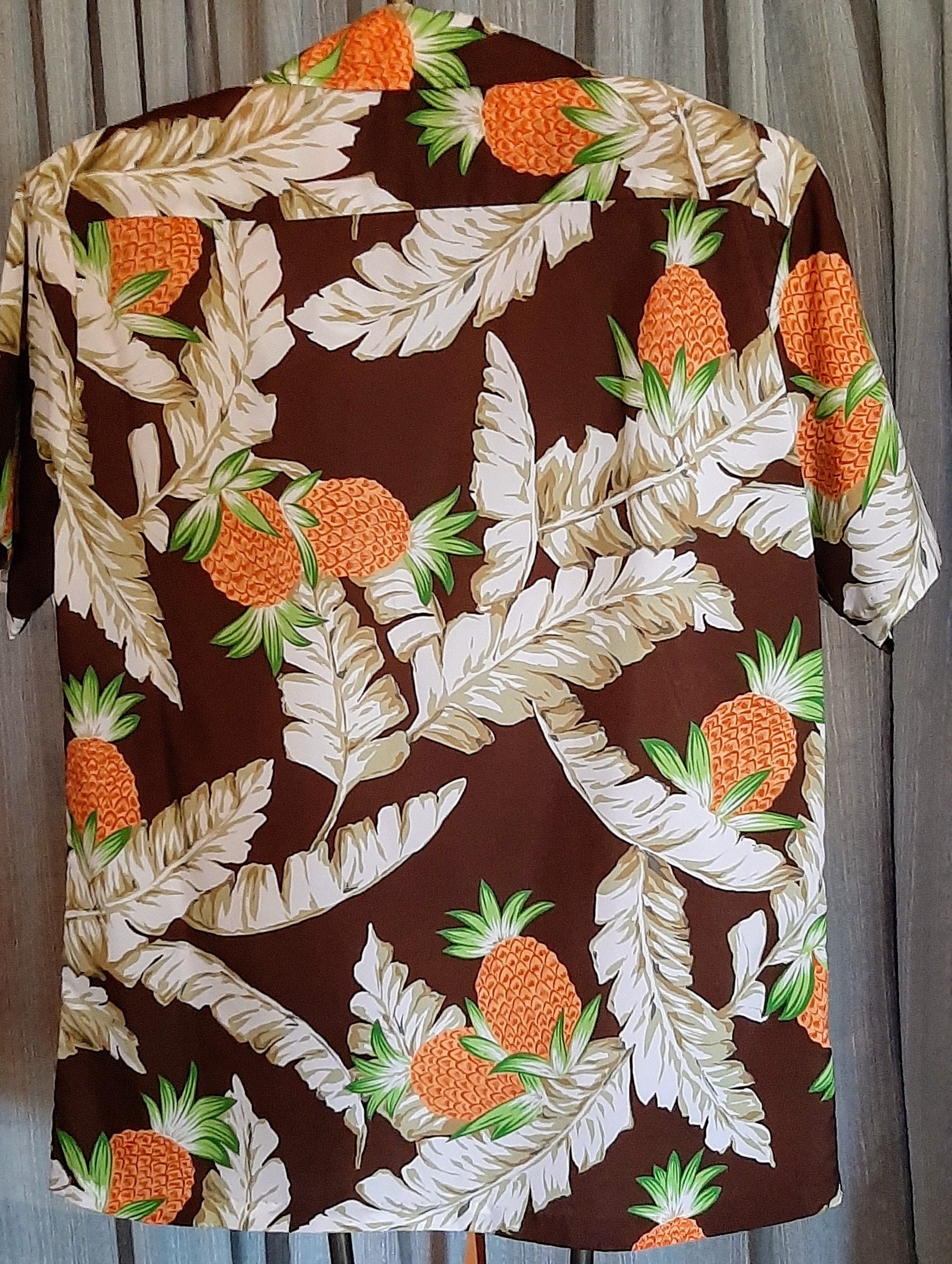 Vintage Rai' Nani Hawaii 100% Polyester Floral Hawaiian