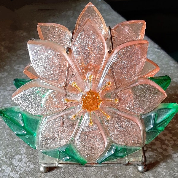 60s-70s lucite acrylic sparkly flower napkin holder in excellent condition