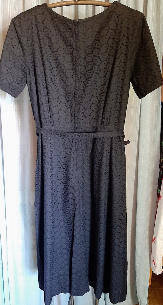 Vintage Nelly Don black Eyelet lace dress with be… - image 4