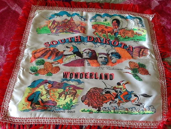 Vintage South Dakota Souvenier Pillow Cover With Red Fring in