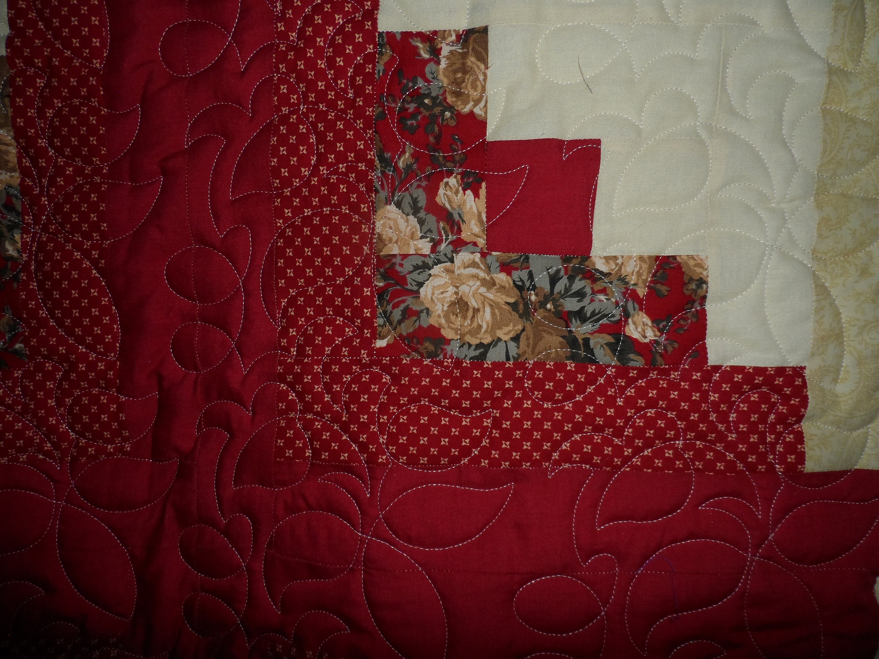 Handmade Log Cabin Quilt With Burgundy and Cream Fabric,home Decor