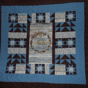 Farmhouse quilt, handmade quilt, Grateful, Thankful, Blessed quilt, farmhouse decor, unique gifts for her, housewarming gifts, queen quilt