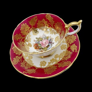 Aynsley J A Bailey Cabbage Rose and Poppy Dark Pink and Gold Tea Cup and Saucers