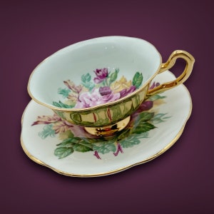 Taza de té y platillo vintage Rosina Gold: rosas de col morada, porcelana inglesa