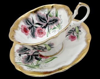 Taza y platillo de té vintage Reina Ana / Estampado floral negro, Hecho en Inglaterra