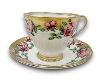 Vintage Salisbury benporslin tekopp och fat: Tungt guld, rosa rosor