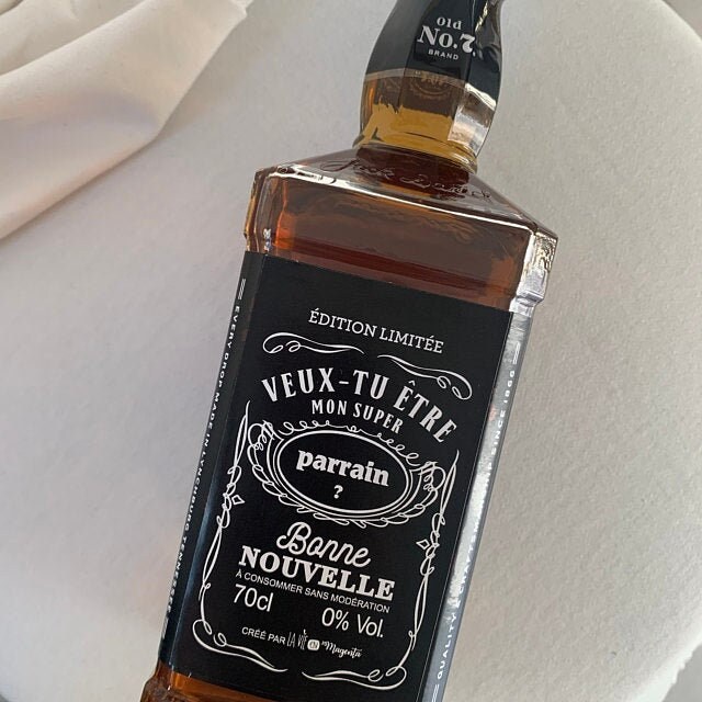 Demande marraine whisky originale, étiquette à coller sur bouteille