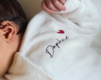 Pigiama personalizzato con nome - idea regalo per baby shower - neonato - cuore rosso - velluto bianco - 0-3 mesi