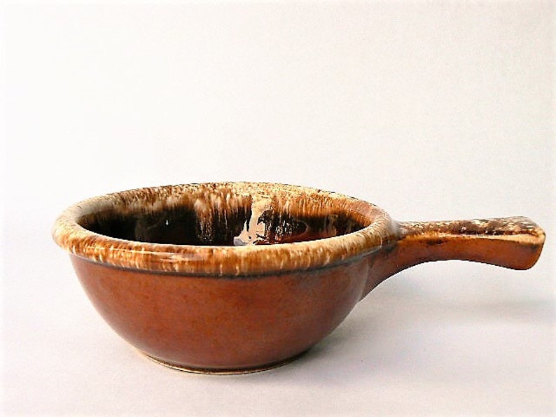 Soup chili bowl for chilly nights 5 14wide x 2 14 no lid Vintage Hull Pottery Individual Casserole with Handle in the Brown Drip Style