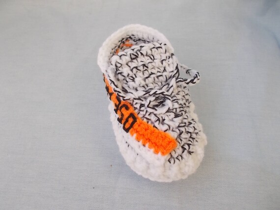 yeezy baby shoes