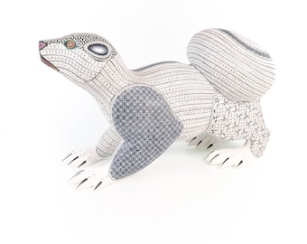 Masterpiece Zapotec Skunk - Oaxacan Alebrije Wood carving