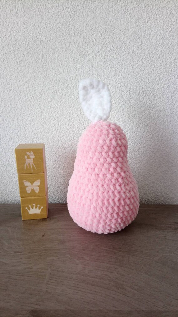 Poire au crochet rose pour déco chambre bébé fille, cadeau naissance ... Poire au crochet rose pour déco chambre bébé fille, cadeau naissance ...