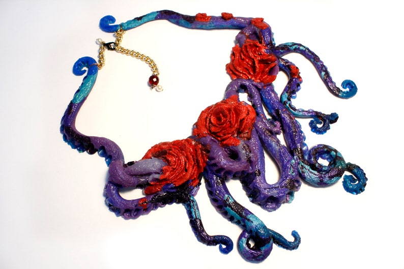 handmade Glamor, gothic, lolita, original, octopus organic and sophisticated! Silicone necklace with roses and tentacles unique