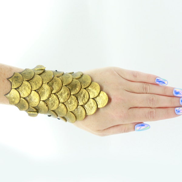 The Azteque: Mermaid Lyfe Style! Gold Silicone mermaid/fish scales bracelet/bracer