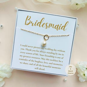 Colar para madrinhas com pingente de pérola ou inicial, corrente de ouro, caixa de presente para pedido de casamento