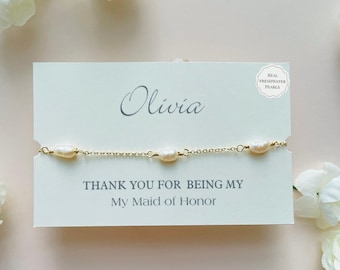 Regalo para dama de honor: Pulsera de perlas bañada en oro de 18 quilates y tarjeta personalizada.