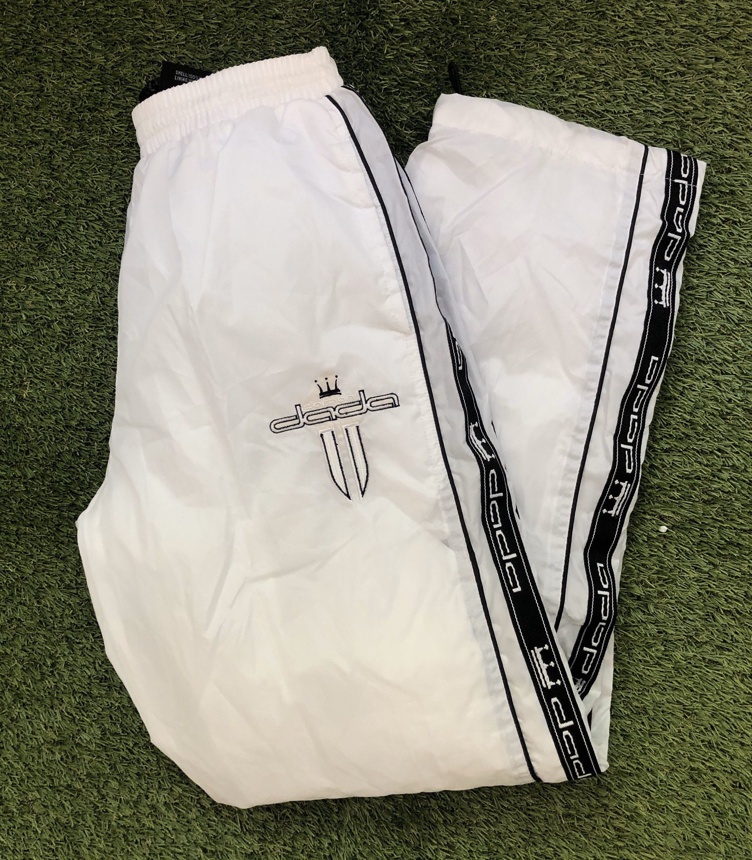 90s USA製 damani dada スウェット 背面プリント 肉厚 XL 90s USA製 damani dada スウェット 背面プリント 肉厚 XL - メルカリ