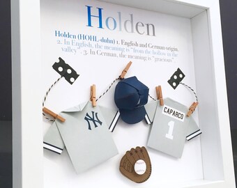 Personalisierter Baby-Namensrahmen, New York Yankees Baseball-Thema mit Namen, Herkunft und Bedeutung, MLB Yankees-Shirt & Mütze, Yankees-Weihnachtsgeschenk