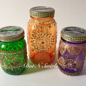 Henna decorated colorful Mason coin jar,piggy bank,coin organizer,vacation money jar,saving jars,glass jar,Christmas gifr,holidaygift