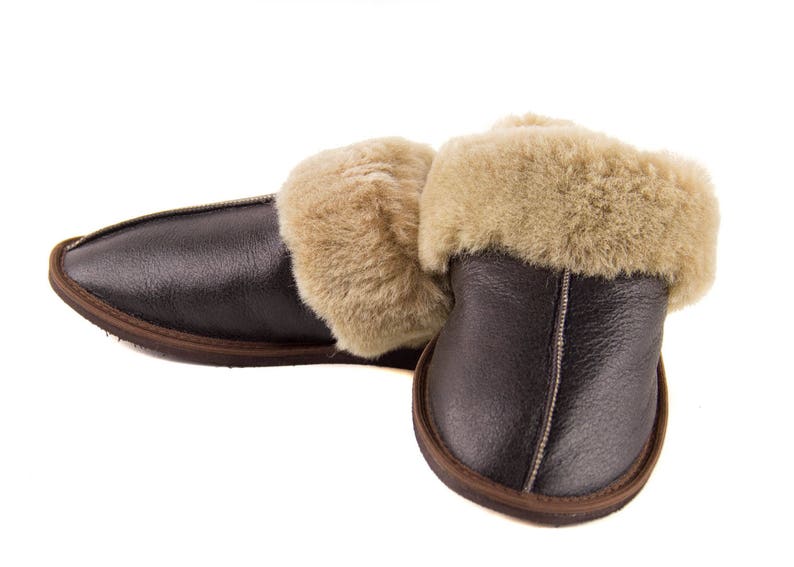 Men's leather sheepskin slippers Really elegant and classic High quality handmade in EU image 10