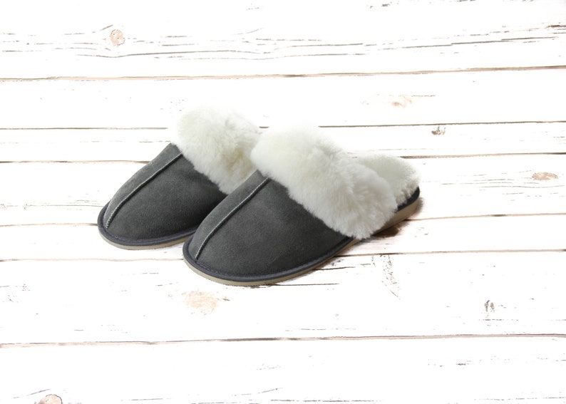 womens sheepskin slippers size 5
