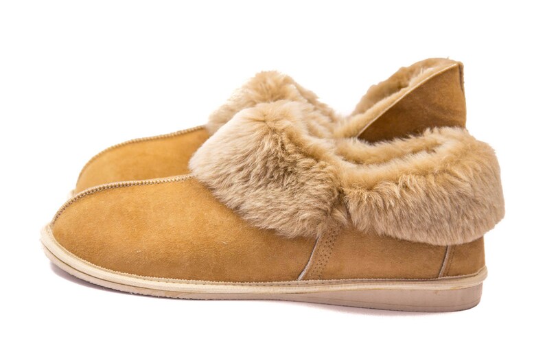 womens sheepskin slippers size 5