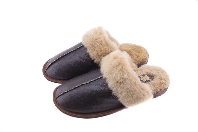 Men's leather sheepskin slippers Really elegant and classic High quality handmade in EU image 4