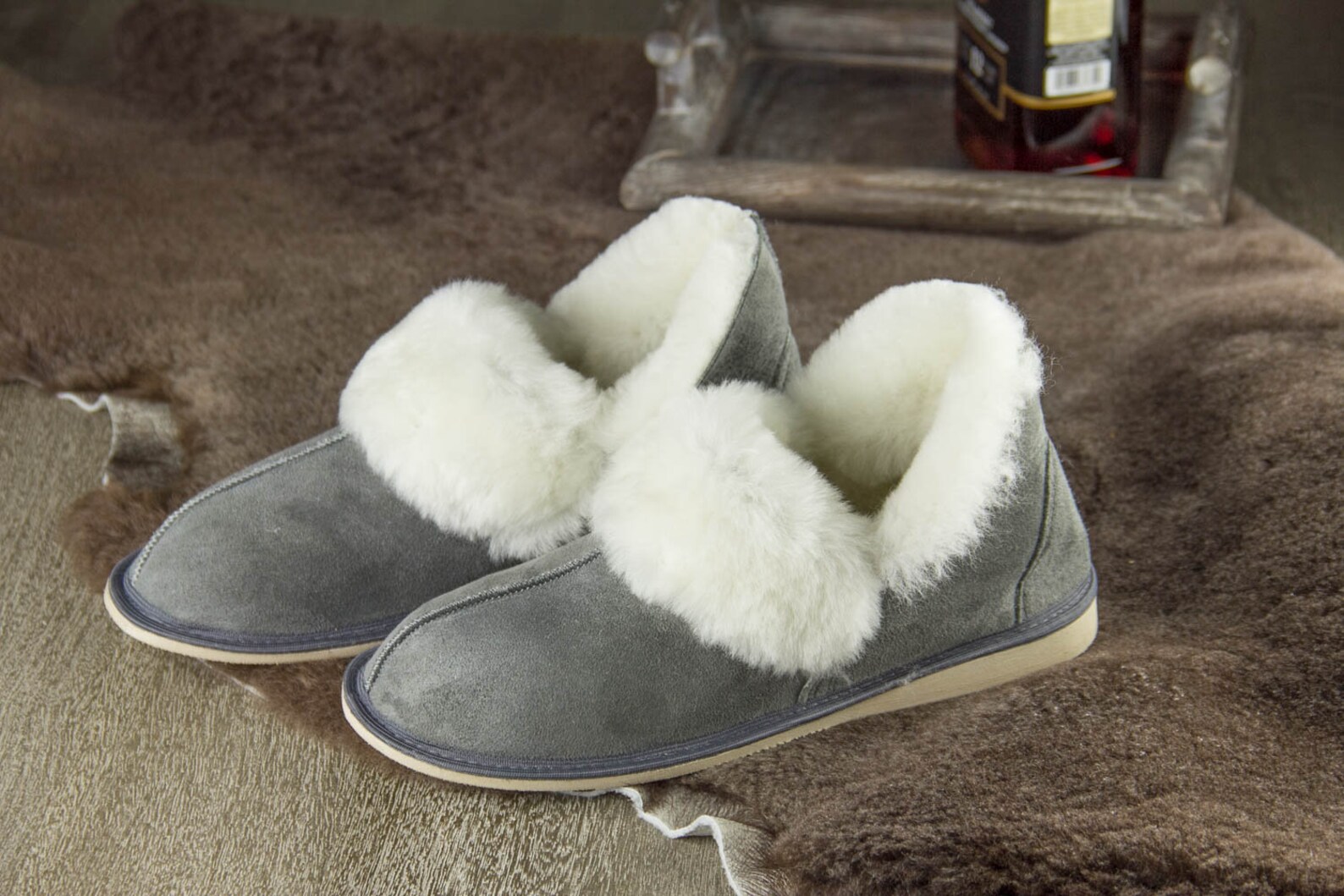 sheepskin slippers mens size 12