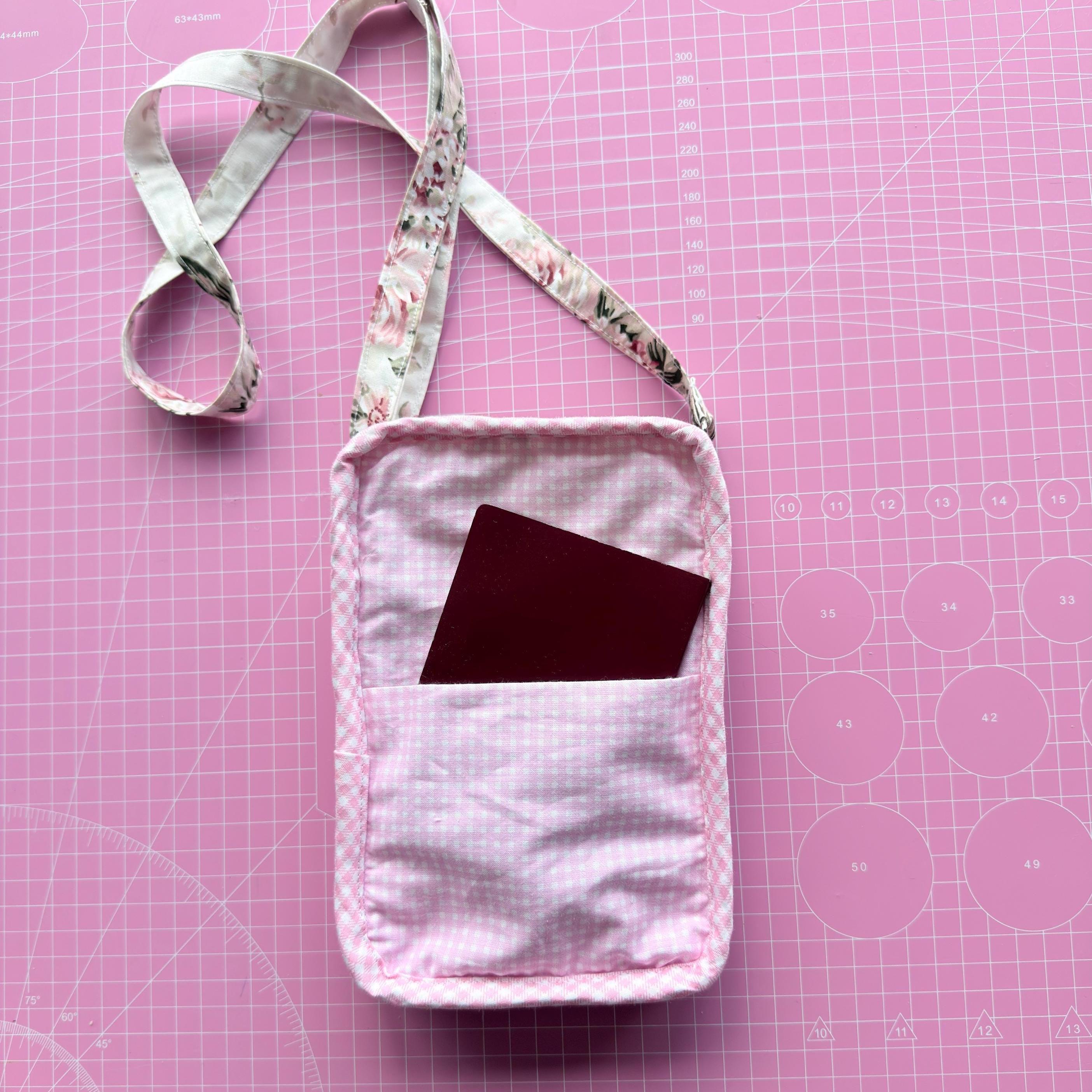 Crossbody Bag for Phone PDF Pattern (2 Sizes) Quilt Style + Zippered ...